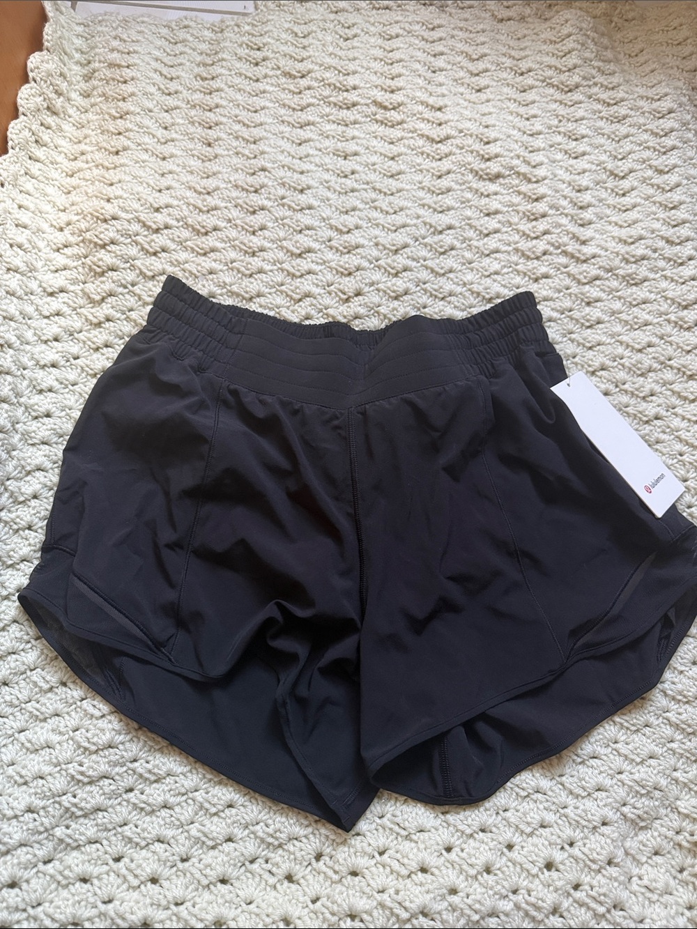 NWT LULULEMON Hotty Hot Short 4” Lined Short